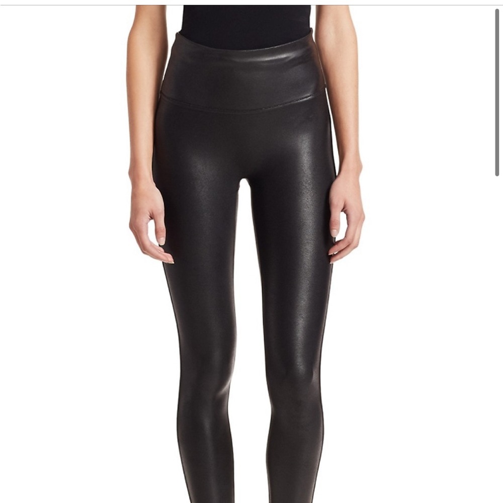 Spanx size S
Faux leather leggings